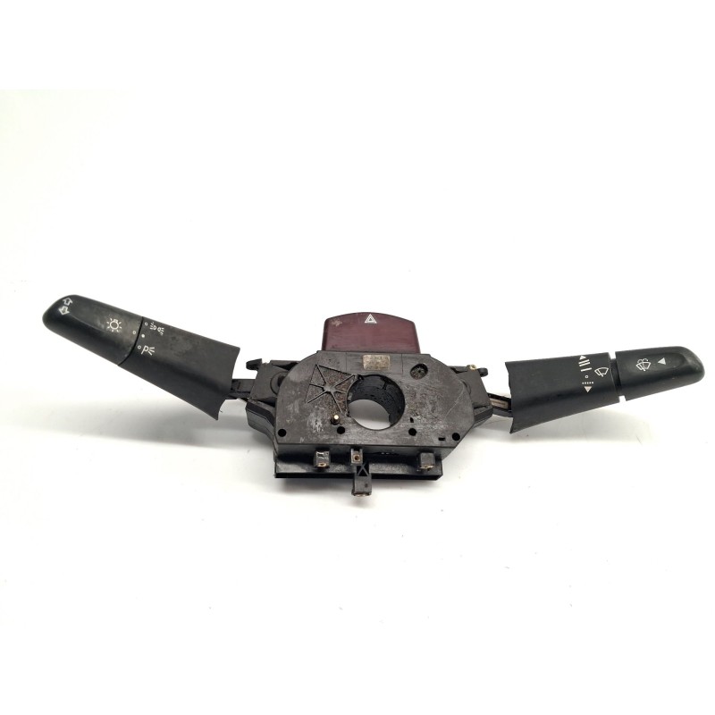 Recambio de com 2000 para mercedes-benz vito (w638) caja cerrada referencia OEM IAM 563240  