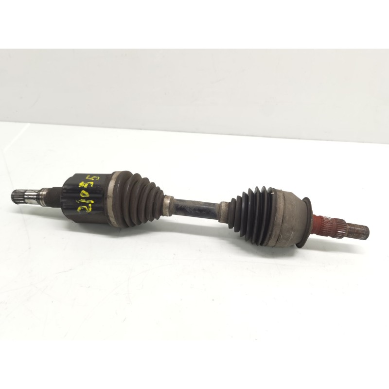 Left front axle Chevrolet Cruze hatchback (J305) | Becerril Scrap Yard