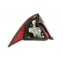 Right central rear light Ford Mondeo III (B5Y) | Becerril Scrap Yard