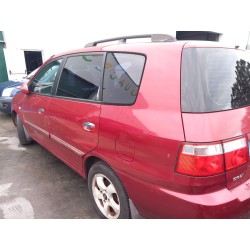تفكيك Kia carens I monospace (fc, fj) 2.0 CRDi Diesel من عام 2004 بمحرك D4EA
