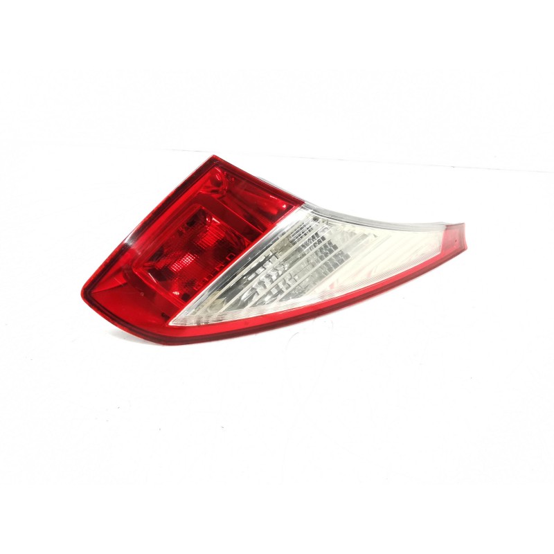 Recambio de piloto trasero central izquierdo para renault megane iii hatchback (bz0/1_, b3_) 1.5 dci referencia OEM IAM 26555000
