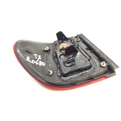 Right central rear light Nissan Almera II (N16) | Becerril Scrap Yard