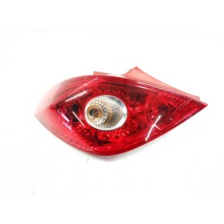 Left central rear light Opel Corsa D (S07) | Becerril Scrap Yard