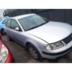 Detalhamento das peças para Volkswagen passat B5 (3B2) 1.9 TDI Diesel do ano 1999 com motor AJM,ATJ