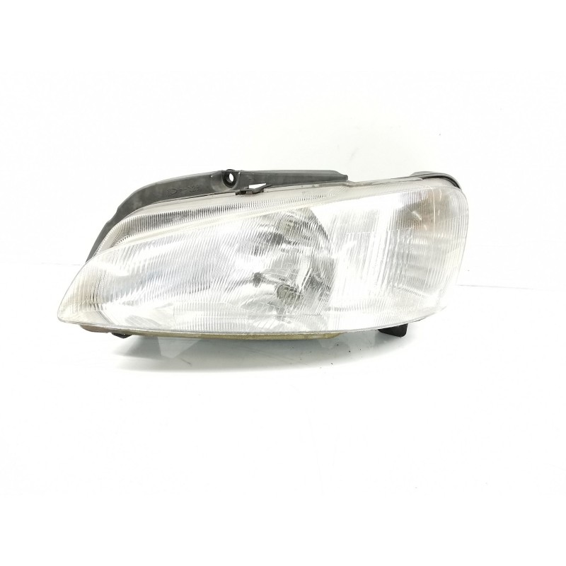 Left rear fog light Peugeot 106 II (1A_, 1C_) | Becerril Scrap Yard
