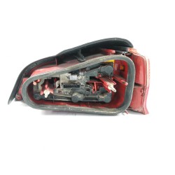 Feu arrière central gauche Peugeot 106 II (1A_, 1C_) | Desguace Becerril