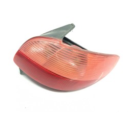 Rücklicht Mitte rechts Peugeot 206 hatchback (2A/C) | Desguace Becerril