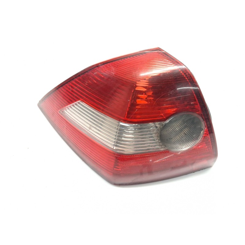 المصباح الخلفي المركزي الأيسر Renault Megane II Sedán (LM0/1_) | Desguace Becerril