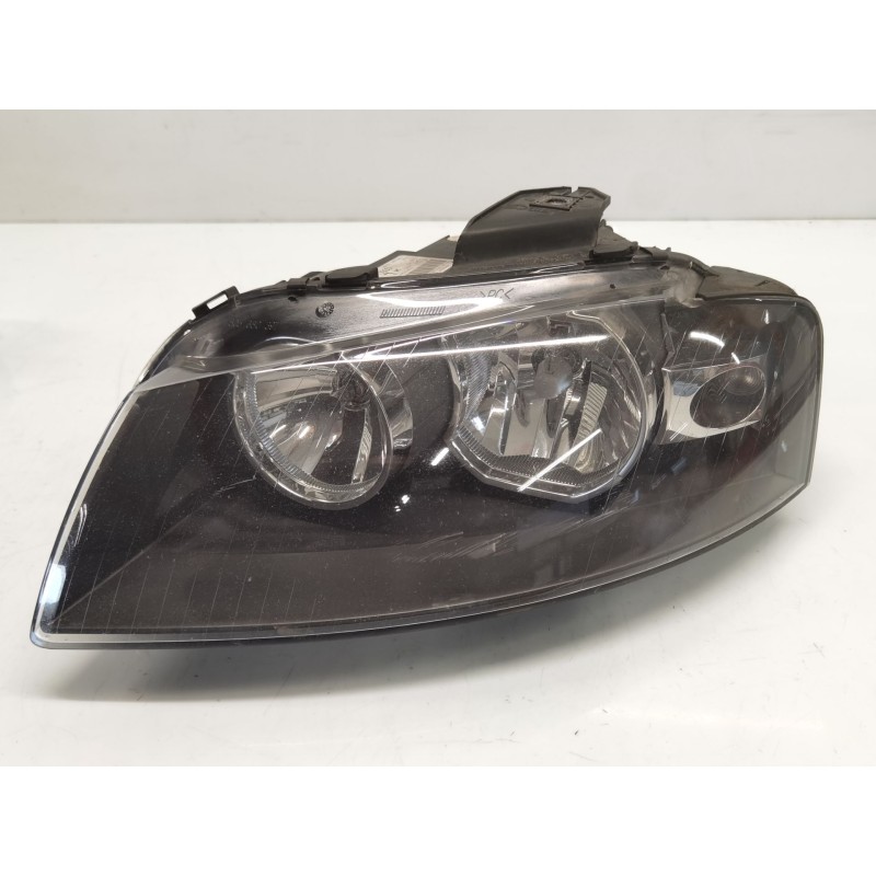 Recambio de faro izquierdo para audi a3 sportback (8pa) 2.0 tdi 16v referencia OEM IAM 8P0941003  