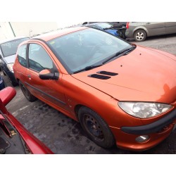 Détail des pièces pour Peugeot 206 hatchback (2A/C) 1.4 i Gasolina de l'année 2001 avec le moteur KFW (TU3A),KFW (TU3JP),KFX (TU3JP)