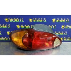 Piloto traseiro central esquerdo Hyundai Lantra berlina (rd) | Desguace Becerril