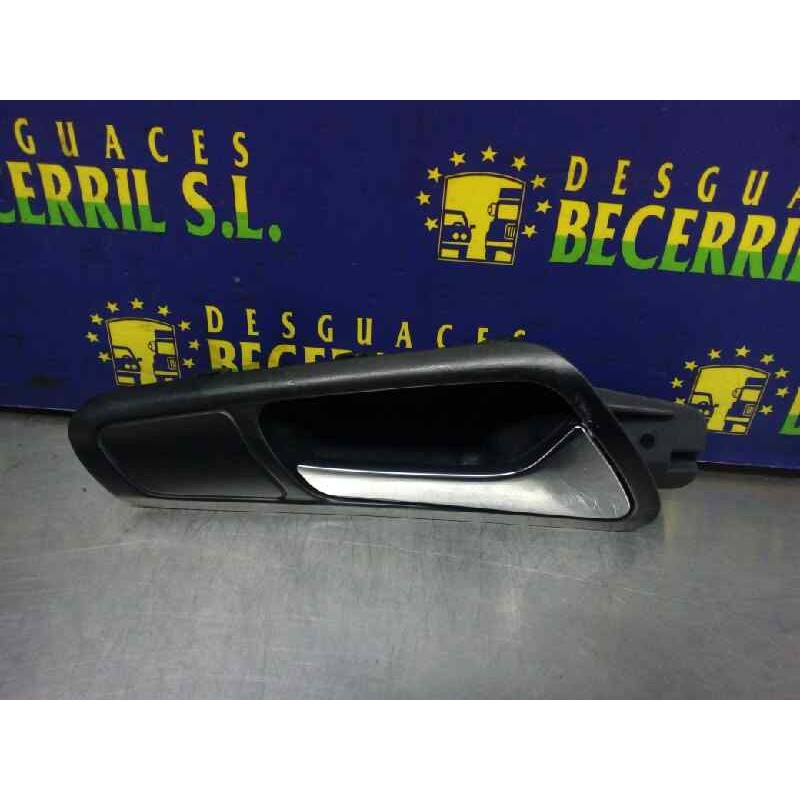 Recambio de maneta interior delantera derecha para volkswagen passat berlina (3c2) highline referencia OEM IAM Recambio de maneta interior delantera derecha para volkswagen passat berlina (3c2) highline referencia OEM IAM