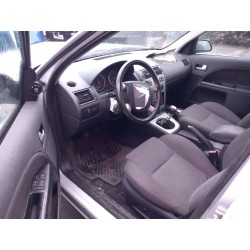 ford mondeo iii sedán (b4y) del año 2001