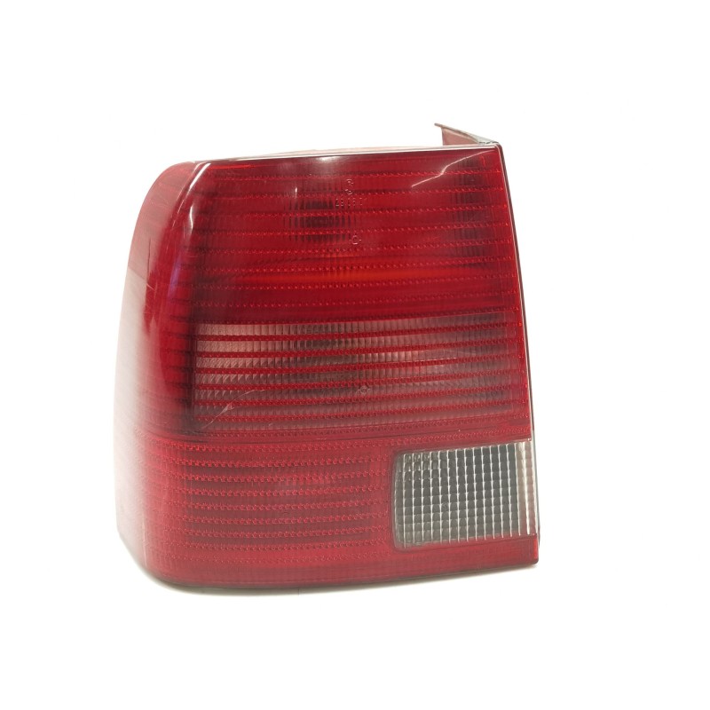 المصباح الخلفي المركزي الأيسر Volkswagen Passat B5 (3B2) | Desguace Becerril