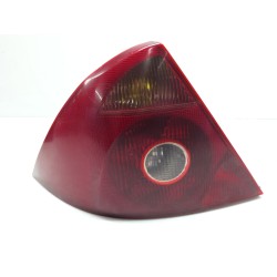 Left central rear light Ford Mondeo III Sedán (B4Y) | Becerril Scrap Yard