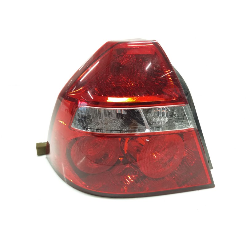Left central rear light Chevrolet Aveo / kalos Sedán (T250, T255) | Becerril Scrap Yard