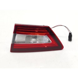 Left central rear light Renault Clio IV (BH_) | Becerril Scrap Yard