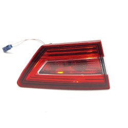 Right central rear light Renault Clio IV (BH_) | Becerril Scrap Yard