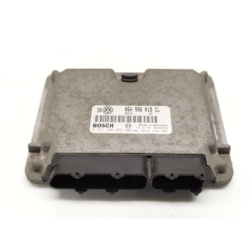 Unité de commande moteur (UCE) Volkswagen Golf IV (1J1) | Desguace Becerril
