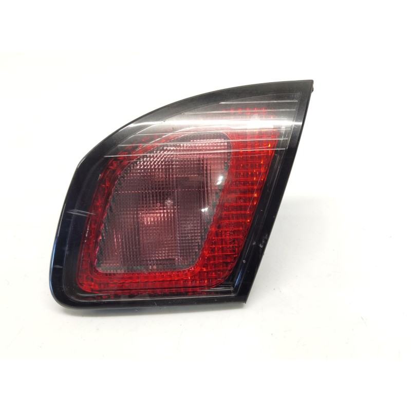 Fanale posteriore centrale destro Nissan Primera hatchback (P11) | Desguace Becerril