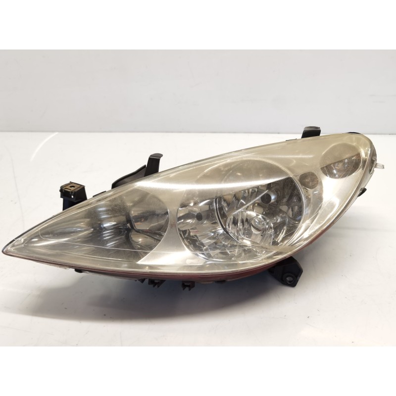 Left rear fog light Peugeot 307 (3A/C) | Becerril Scrap Yard