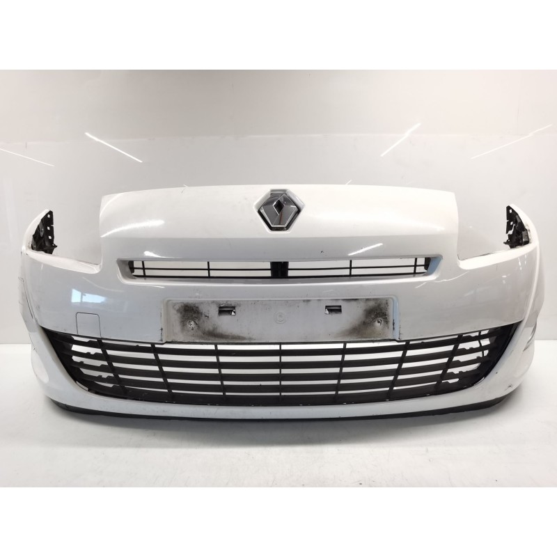 Front bumper reinforcement Renault Grand SCÉNIC III (JZ0/1_) | Becerril Scrap Yard