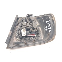 Left central rear light Nissan Primera hatchback (P11) | Becerril Scrap Yard