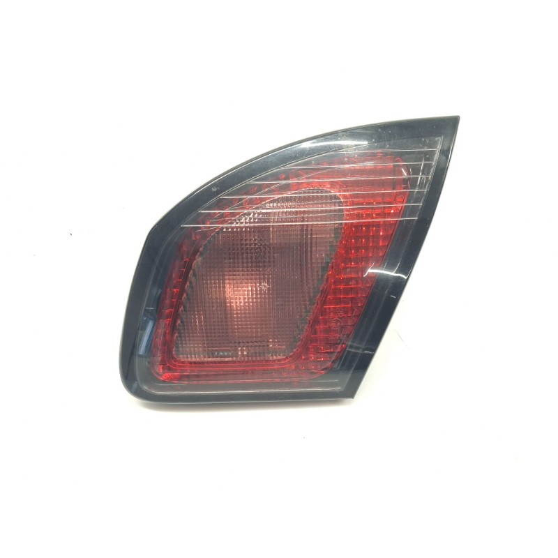 Right central rear light Nissan Primera hatchback (P11) | Becerril Scrap Yard