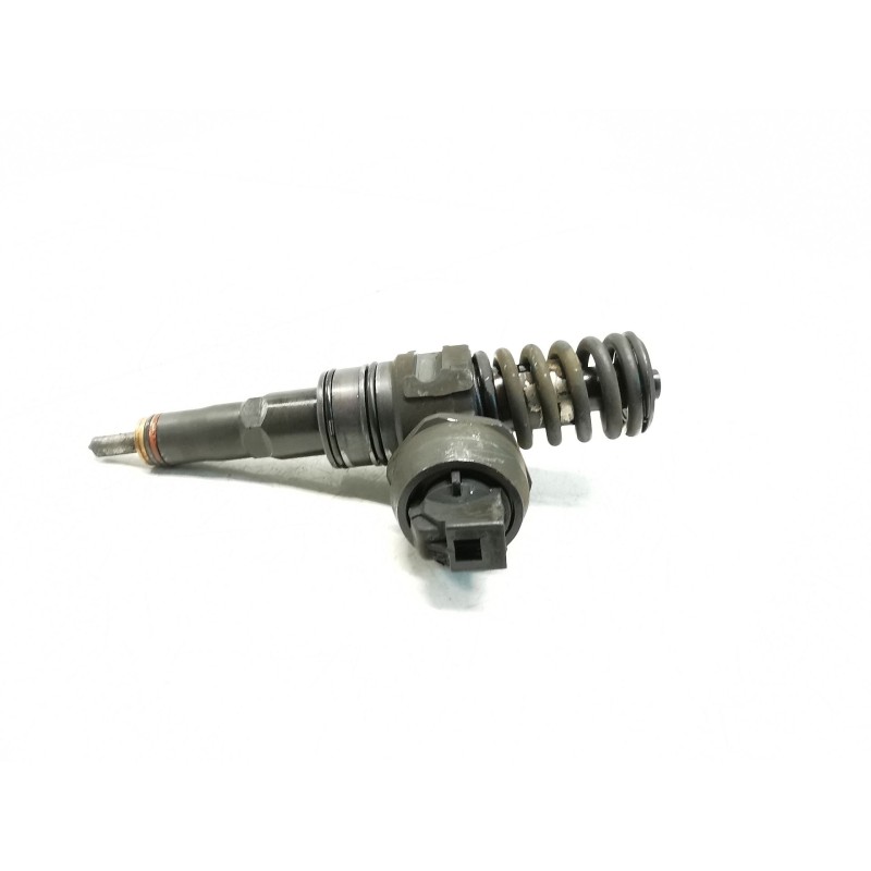 Recambio de inyector para seat ibiza iii (6l1) 1.4 tdi referencia OEM IAM 038130073AG