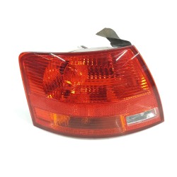Left central rear light Audi A4 B7 avant (8ED) | Becerril Scrap Yard