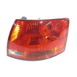 Right central rear light Audi A4 B7 avant (8ED) | Becerril Scrap Yard