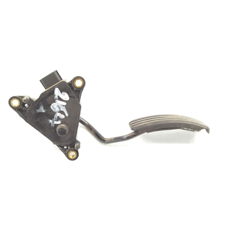 مُقياس الدواسة Renault Megane II Sedán (LM0/1_) | Desguace Becerril