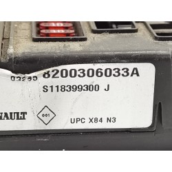 قطعة غيار UPC (Unité de Protection et de Commutation) Renault Megane II Sedán (LM0/1_) | Desguace Becerril