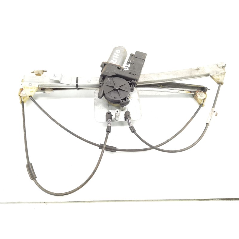 Recambio de elevalunas delantero izquierdo para renault laguna ii (bg0/1_) 1.9 dci (bg0e) referencia OEM IAM   