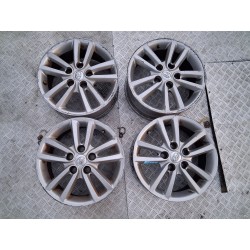 Recambio de juego llantas para toyota auris (_e15_) 2.0 d-4d (ade150_) referencia OEM IAM 42611YY250  6.5 X 16 ET 45