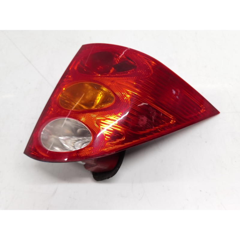 Feu arrière central droit Peugeot 1007 (KM_) | Desguace Becerril