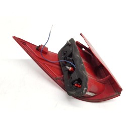 Feu arrière central droit Peugeot 1007 (KM_) | Desguace Becerril