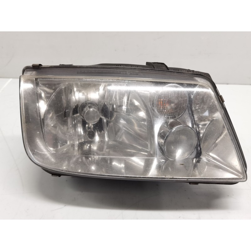 Recambio de faro derecho para volkswagen bora i (1j2) 1.9 tdi referencia OEM IAM   