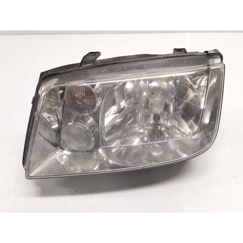 Left rear fog light Volkswagen Bora I (1J2) | Becerril Scrap Yard