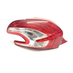 Left central rear light Peugeot 208 I (CA_, CC_) | Becerril Scrap Yard