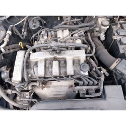 mazda 323 f vi hatchback (bj) del año 2001