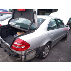 mercedes-benz clase e (w211) del año 2003