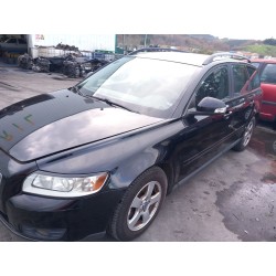 volvo v50 (545) del año 2010