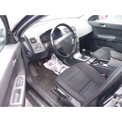 volvo v50 (545) del año 2010