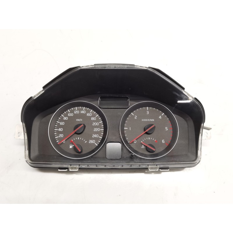 لوحة العدادات Volvo V50 (545) | Desguace Becerril