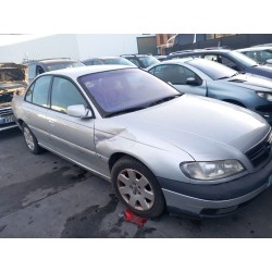 opel omega b (v94) del año 2001