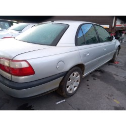 opel omega b (v94) del año 2001