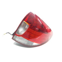 Right central rear light KIA Rio I hatchback (DC) | Becerril Scrap Yard