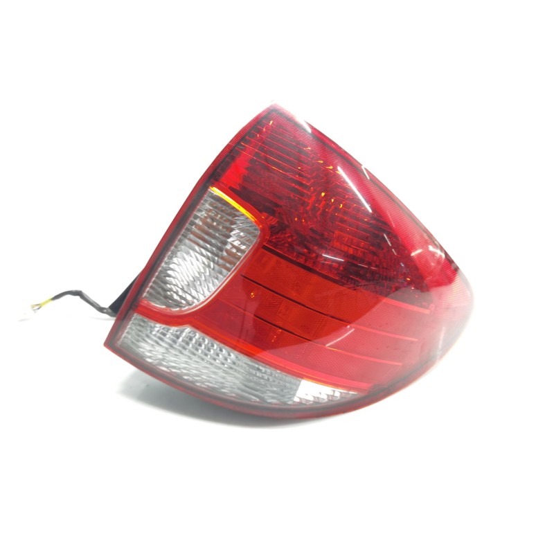 Right central rear light KIA Rio I hatchback (DC) | Becerril Scrap Yard