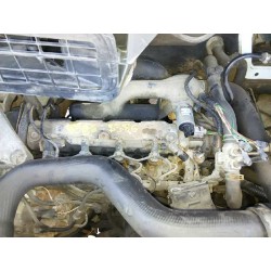 Detalhamento das peças para Renault trafic combi (ab 4.01) 6 - plazas, acristalado parcial, combi corto Diesel do ano 2002 com motor F9Q U7